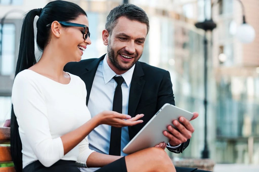 emberscale's hr consultant fufilling hr services